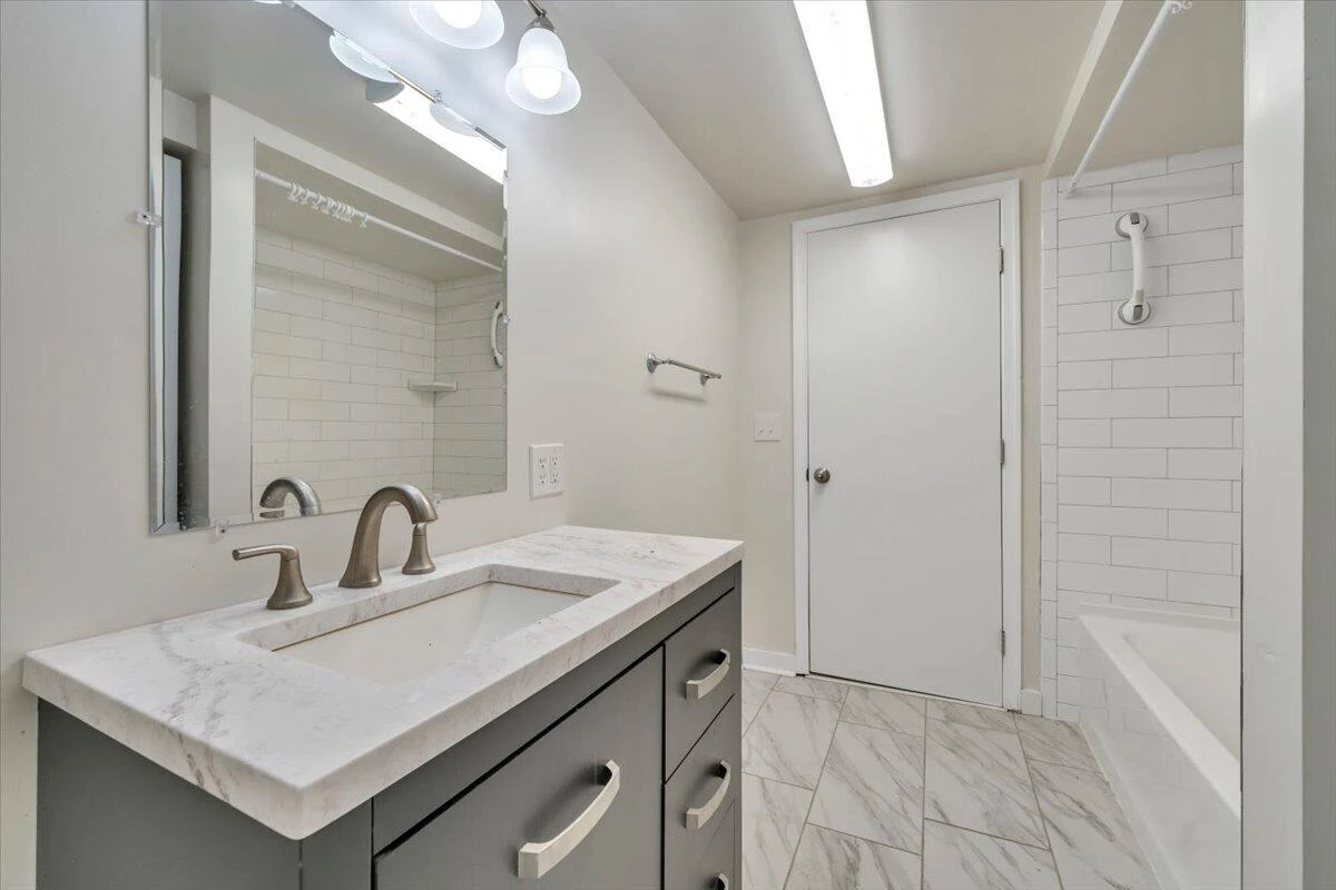 1065 Cain DR - Photo 60