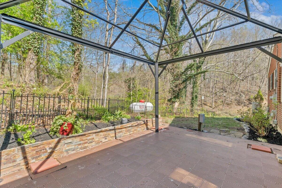 1065 Cain DR - Photo 67