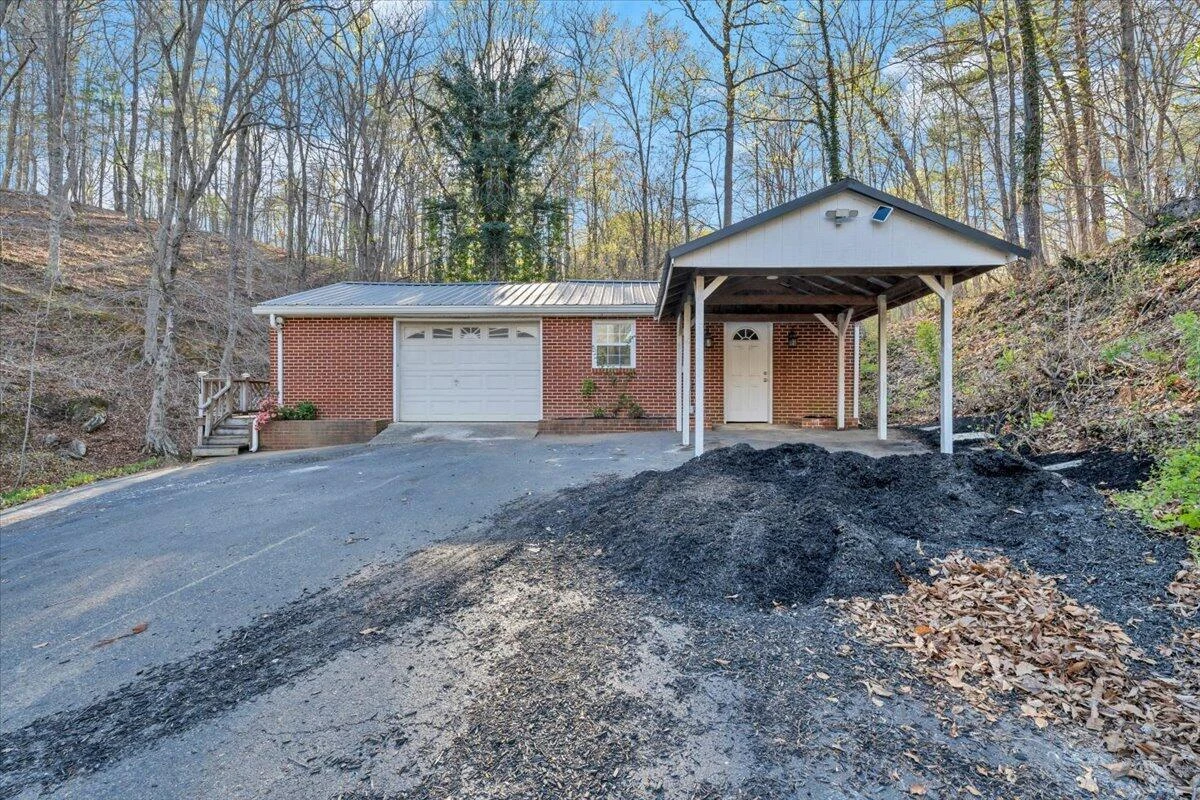 1065 Cain DR - Photo 81