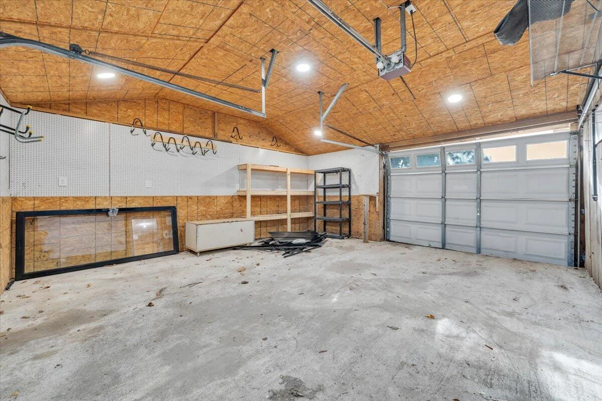 1065 Cain DR - Photo 84