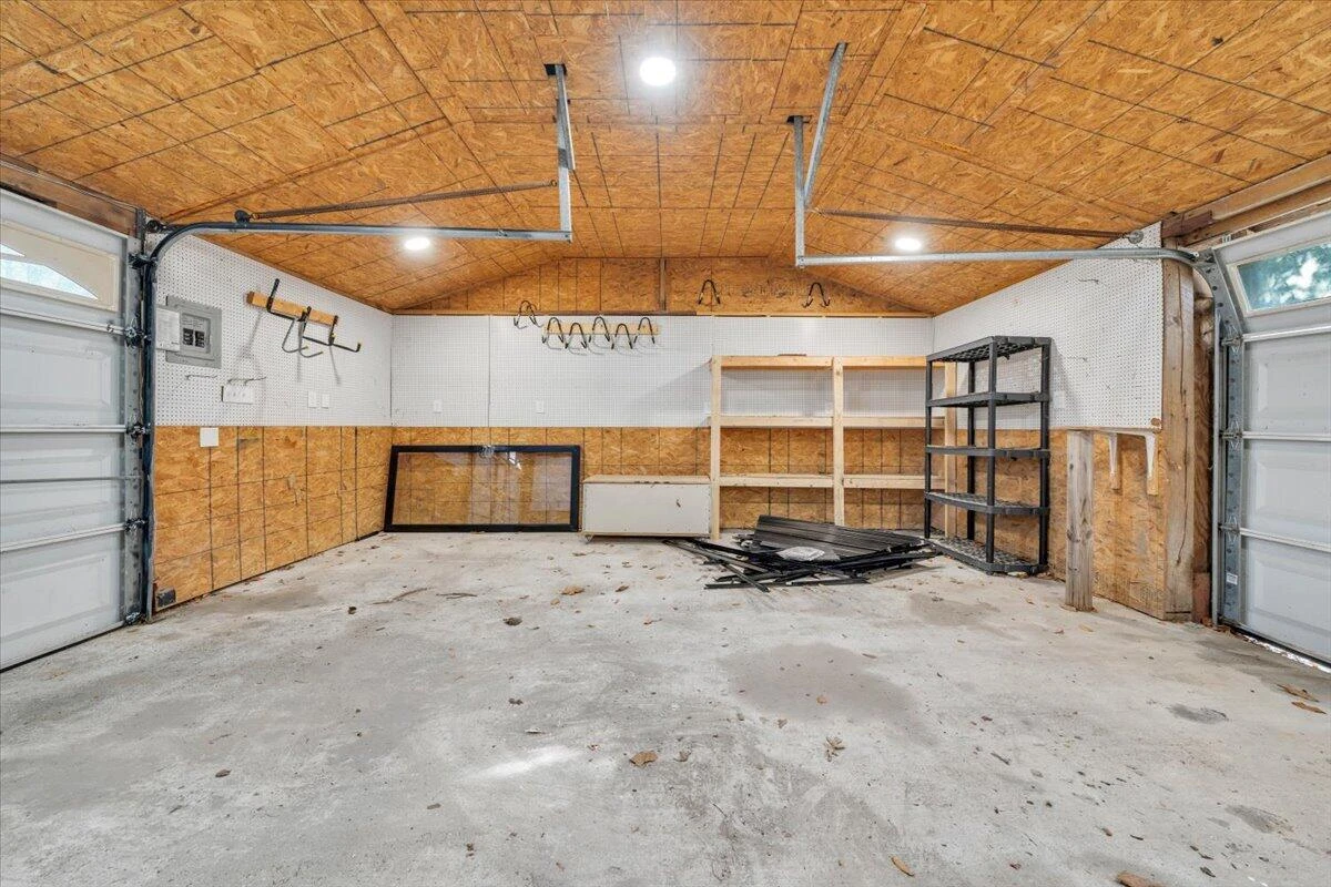 1065 Cain DR - Photo 85