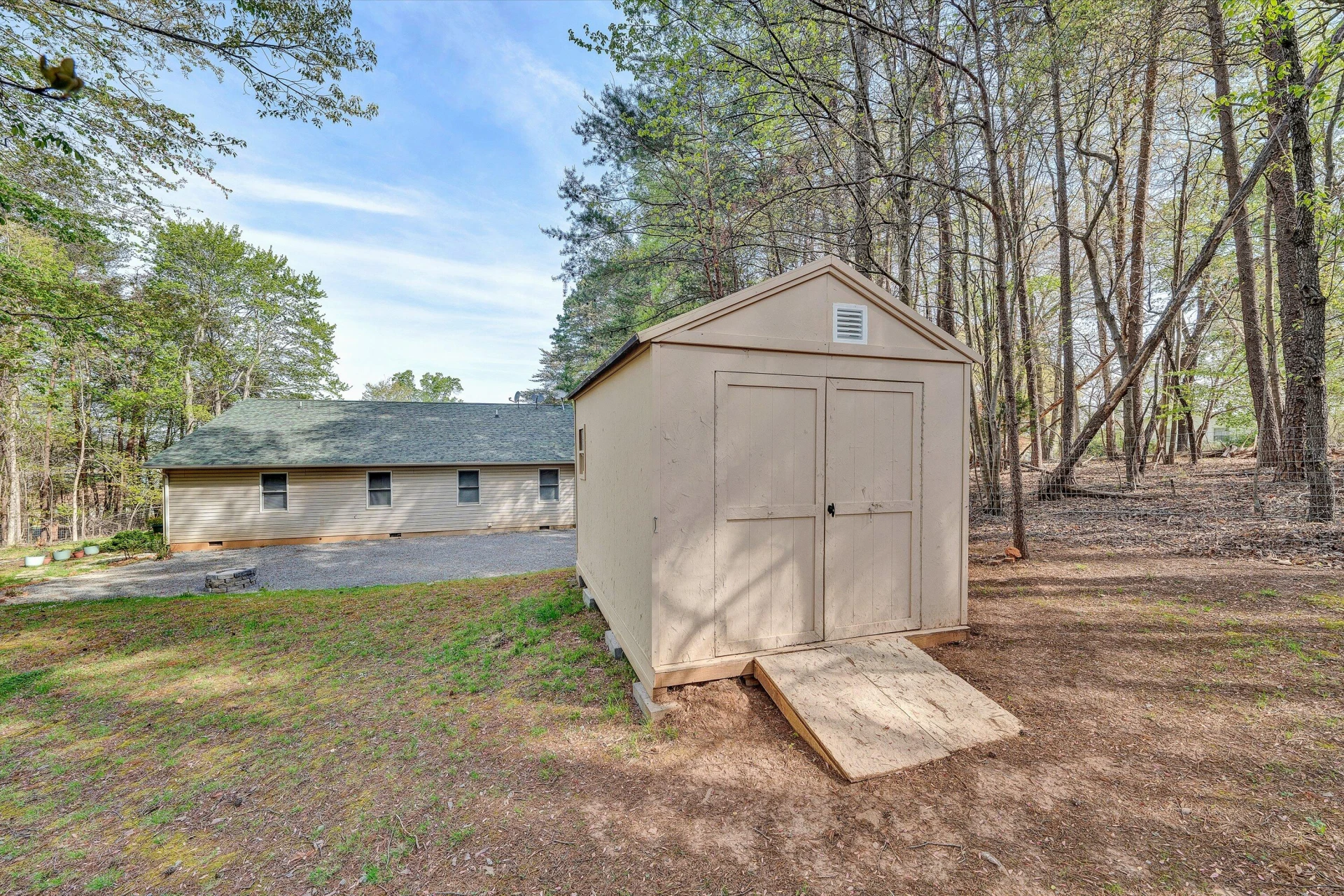 990 Highland Lake RD - Photo 32