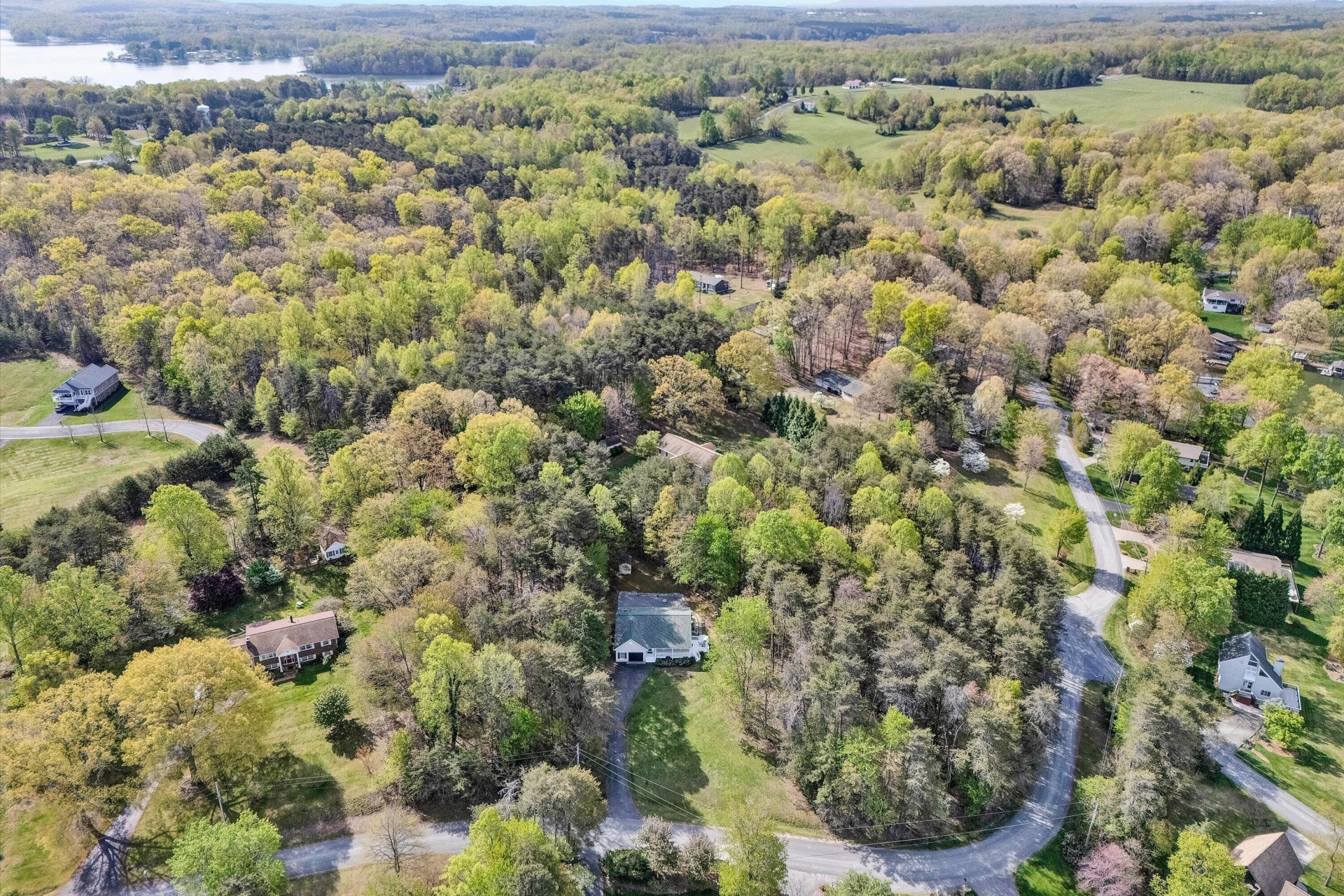 990 Highland Lake RD - Photo 35