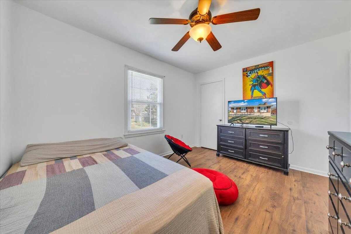 5523 Taney DR - Photo 11