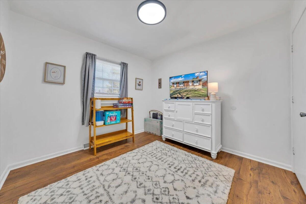 5523 Taney DR - Photo 12