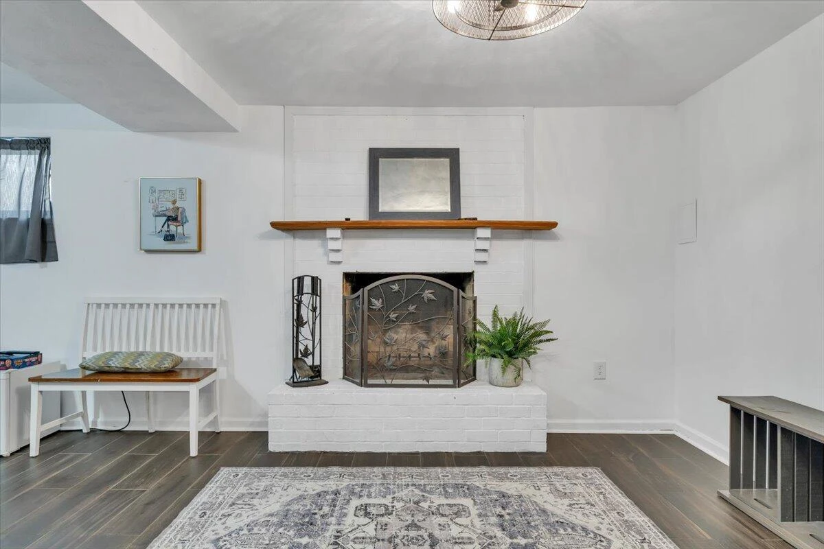 5523 Taney DR - Photo 15