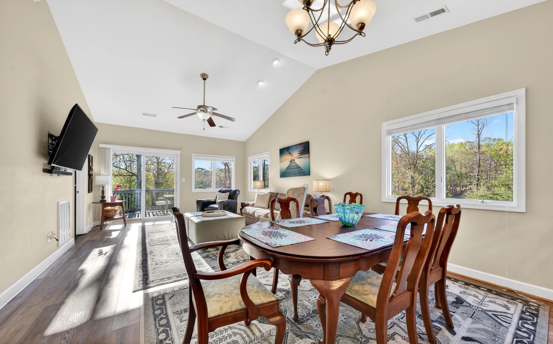 209 Retreat LN - Photo 16