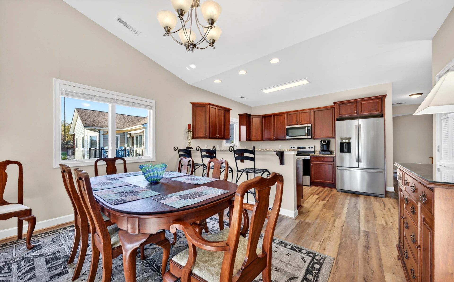 209 Retreat LN - Photo 17