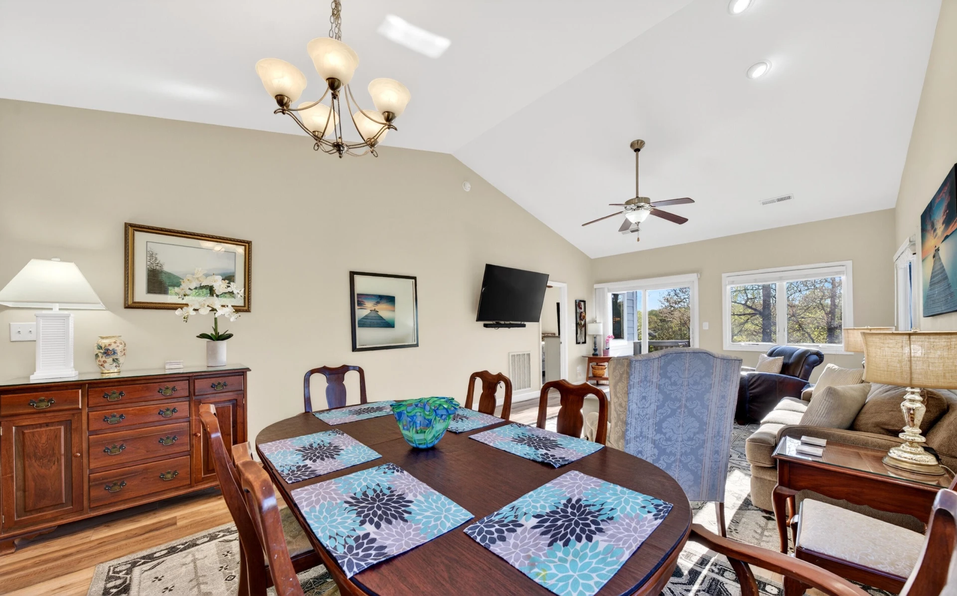 209 Retreat LN - Photo 18
