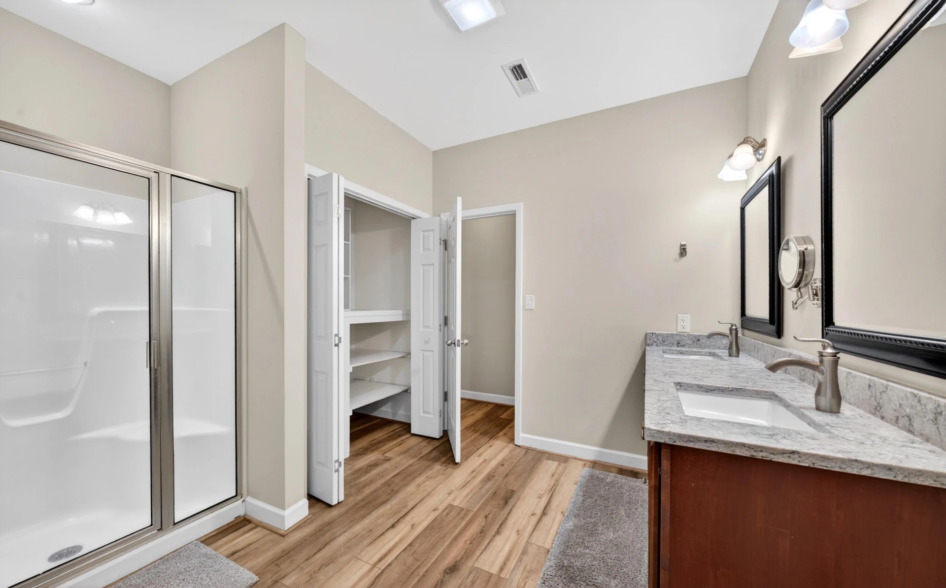 209 Retreat LN - Photo 24