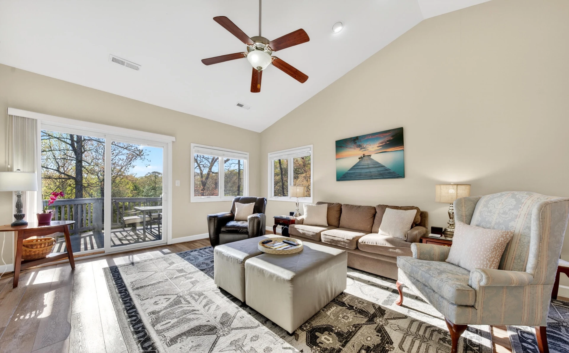 209 Retreat LN - Photo 4