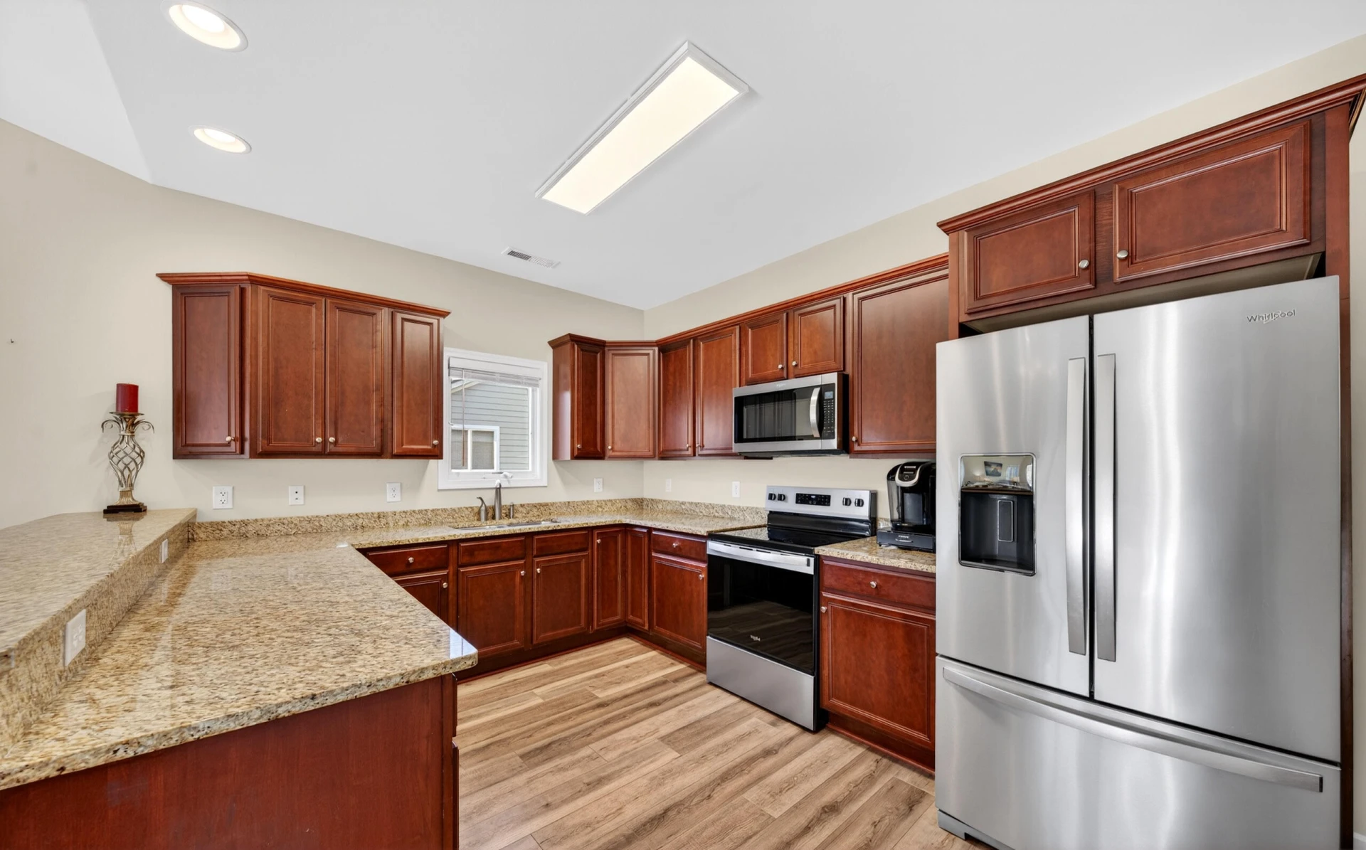 209 Retreat LN - Photo 5