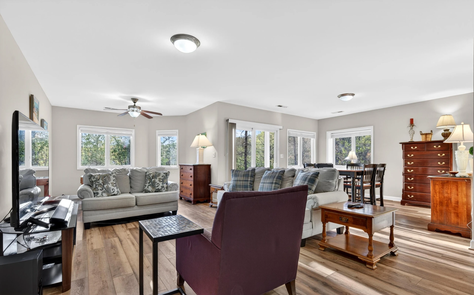 209 Retreat LN - Photo 9