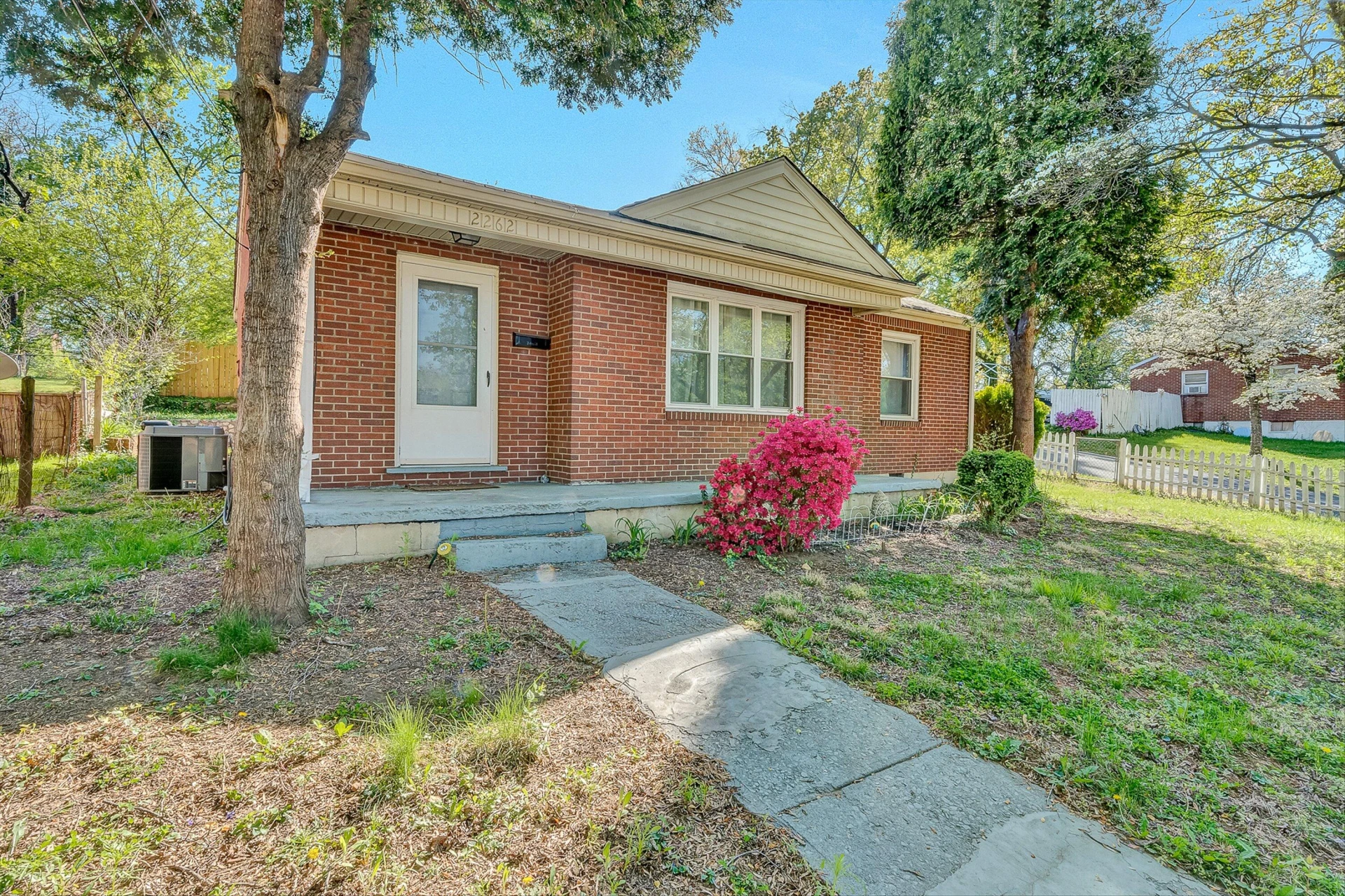 2262 Mountain View TER - Photo 2