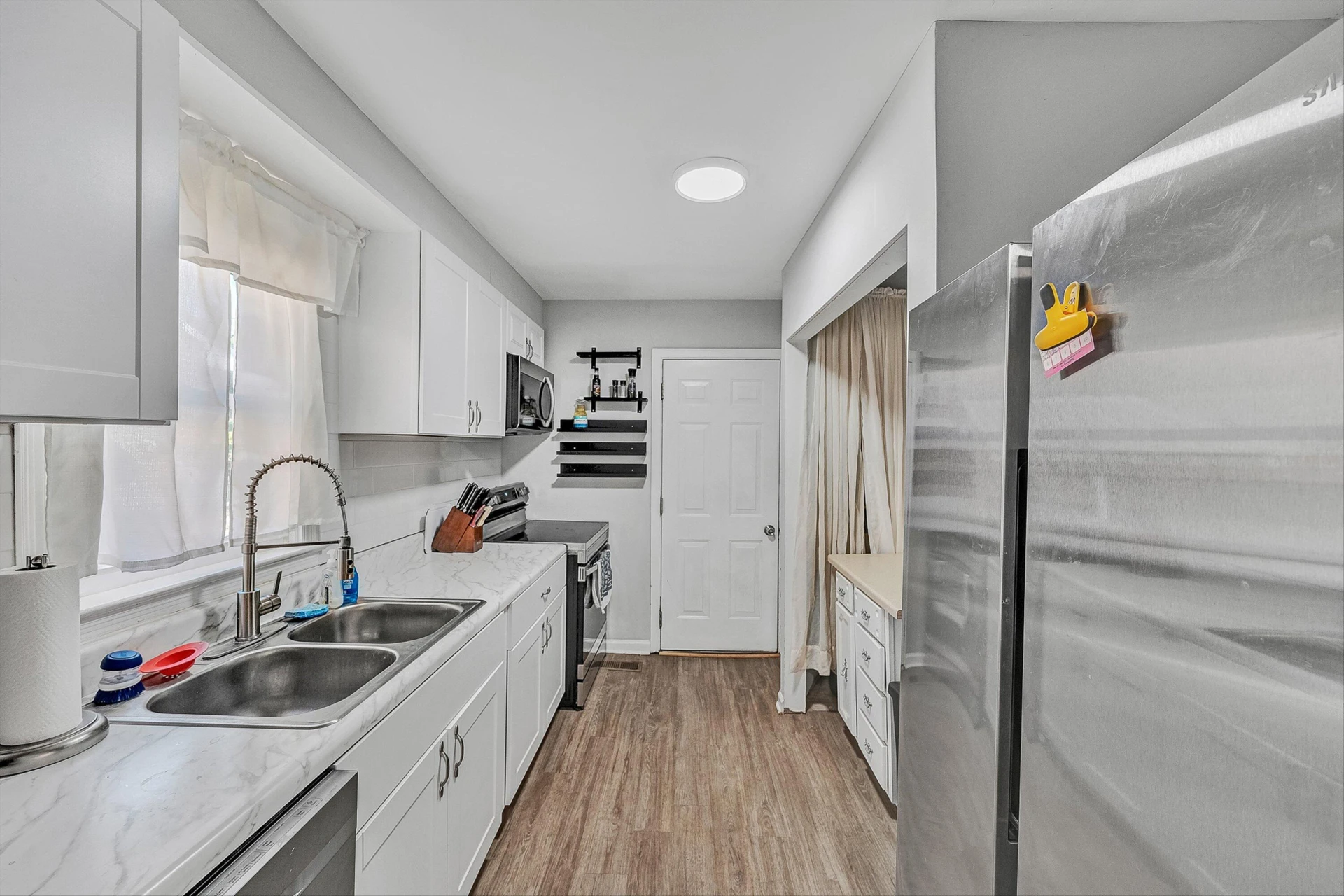 2262 Mountain View TER - Photo 7
