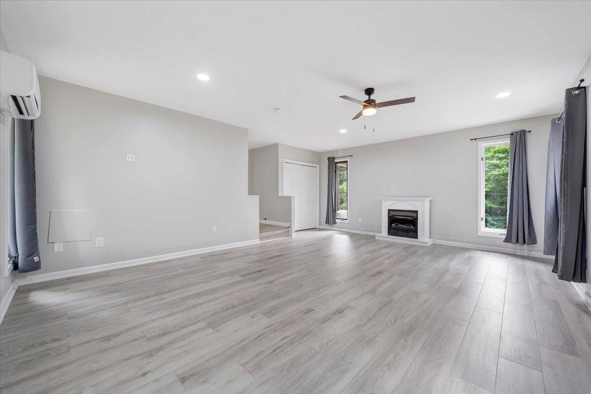 422 Willow Creek RD - Photo 34