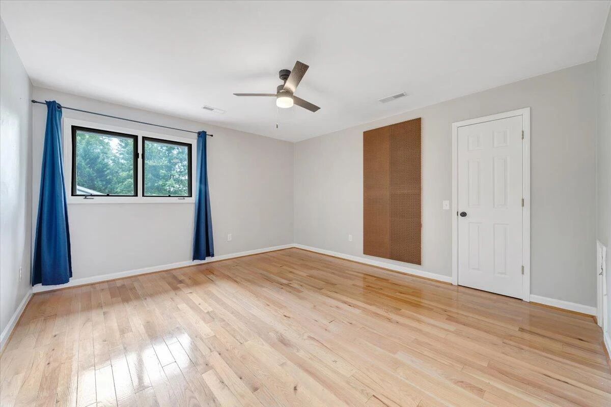 422 Willow Creek RD - Photo 40