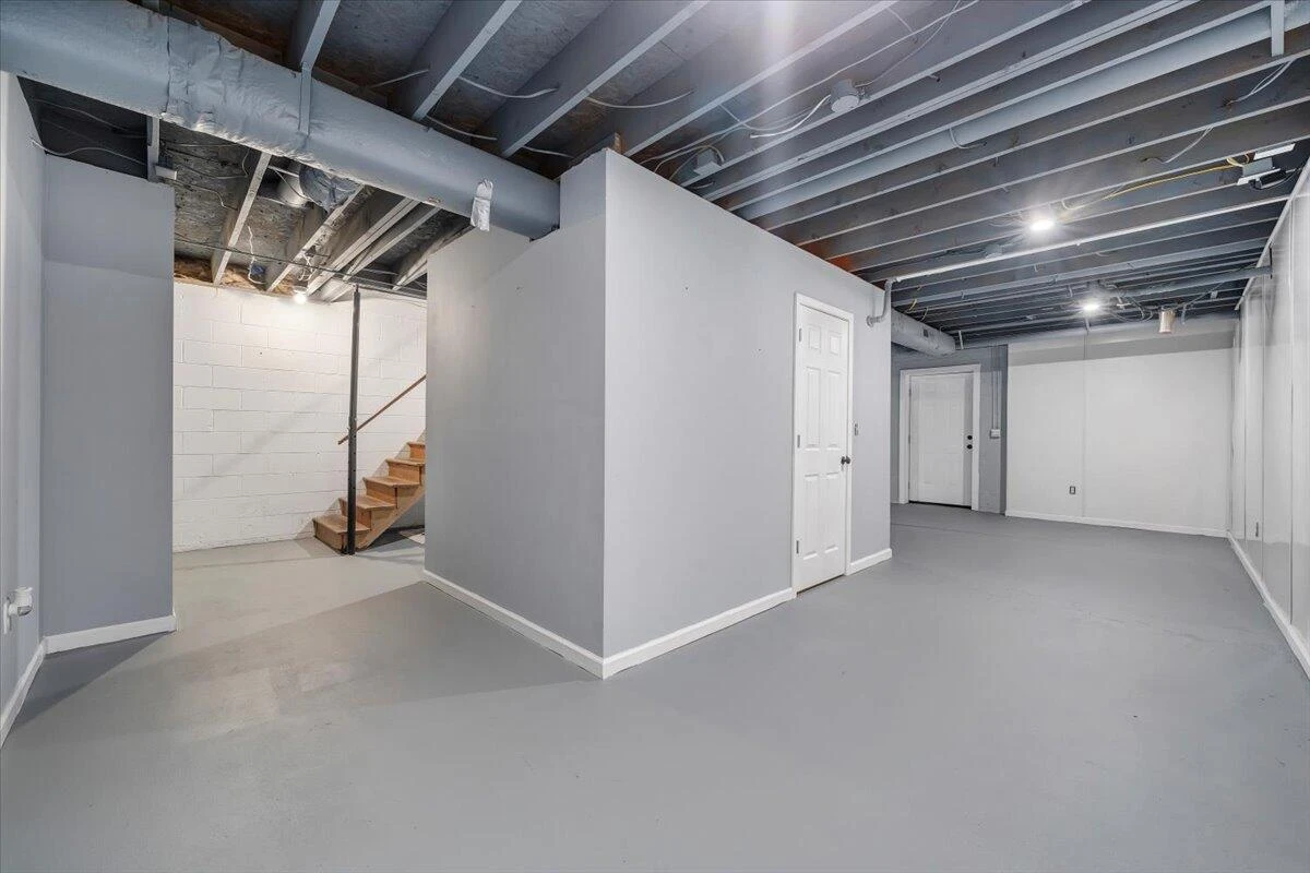 422 Willow Creek RD - Photo 45
