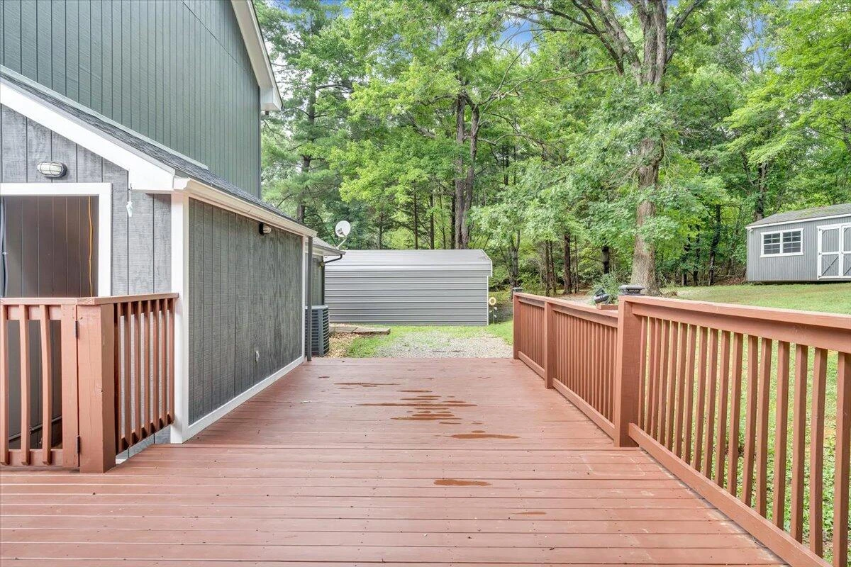 422 Willow Creek RD - Photo 54