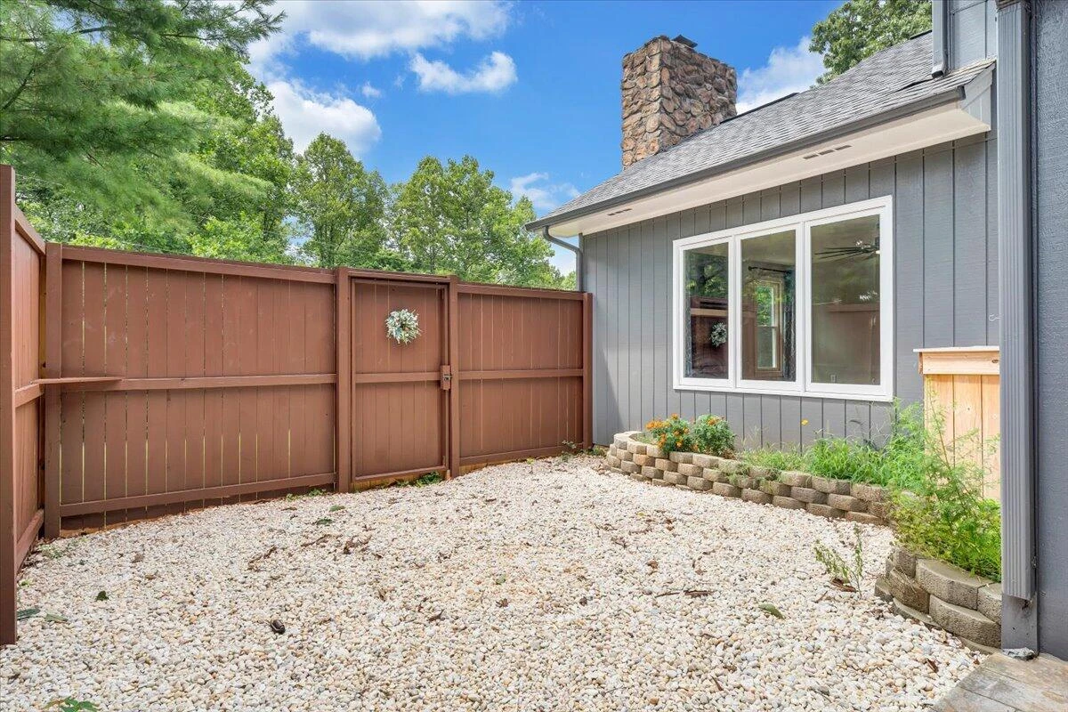 422 Willow Creek RD - Photo 56