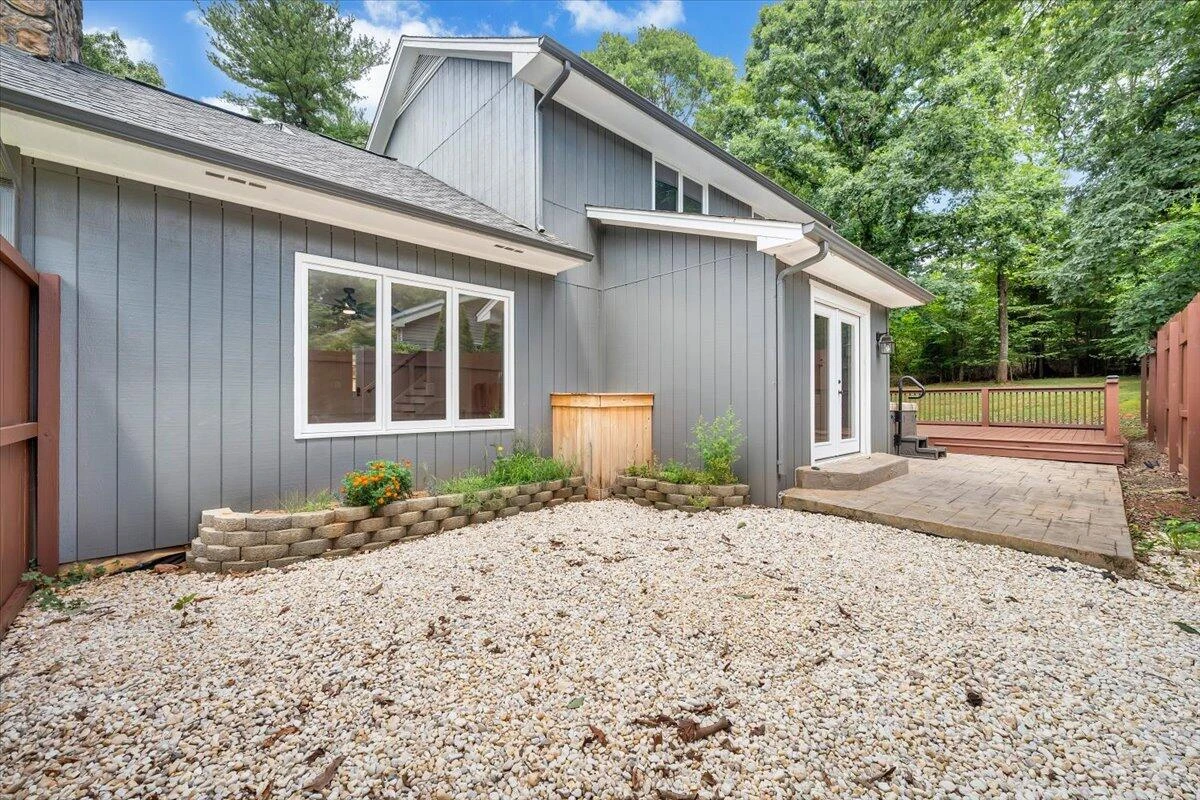 422 Willow Creek RD - Photo 57