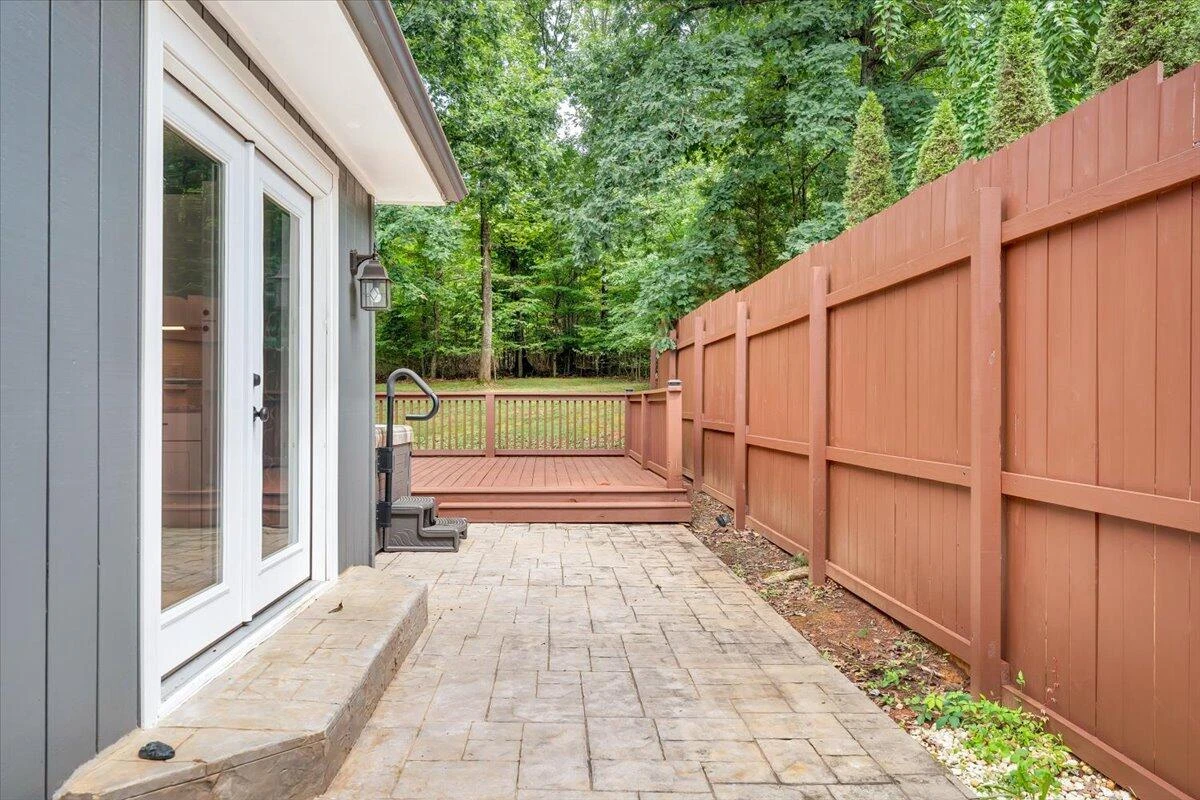 422 Willow Creek RD - Photo 58