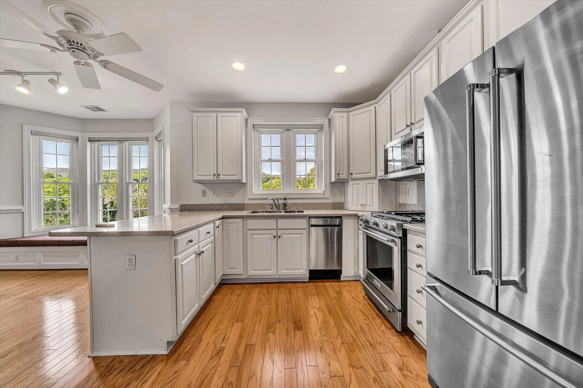 225 23Rd ST #205 - Photo 22