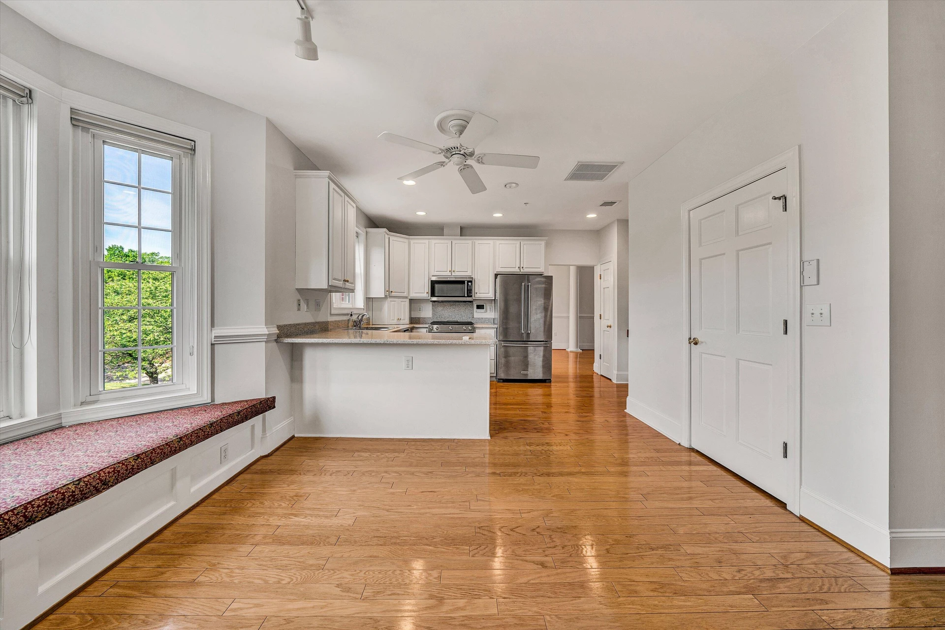 225 23Rd ST #205 - Photo 29