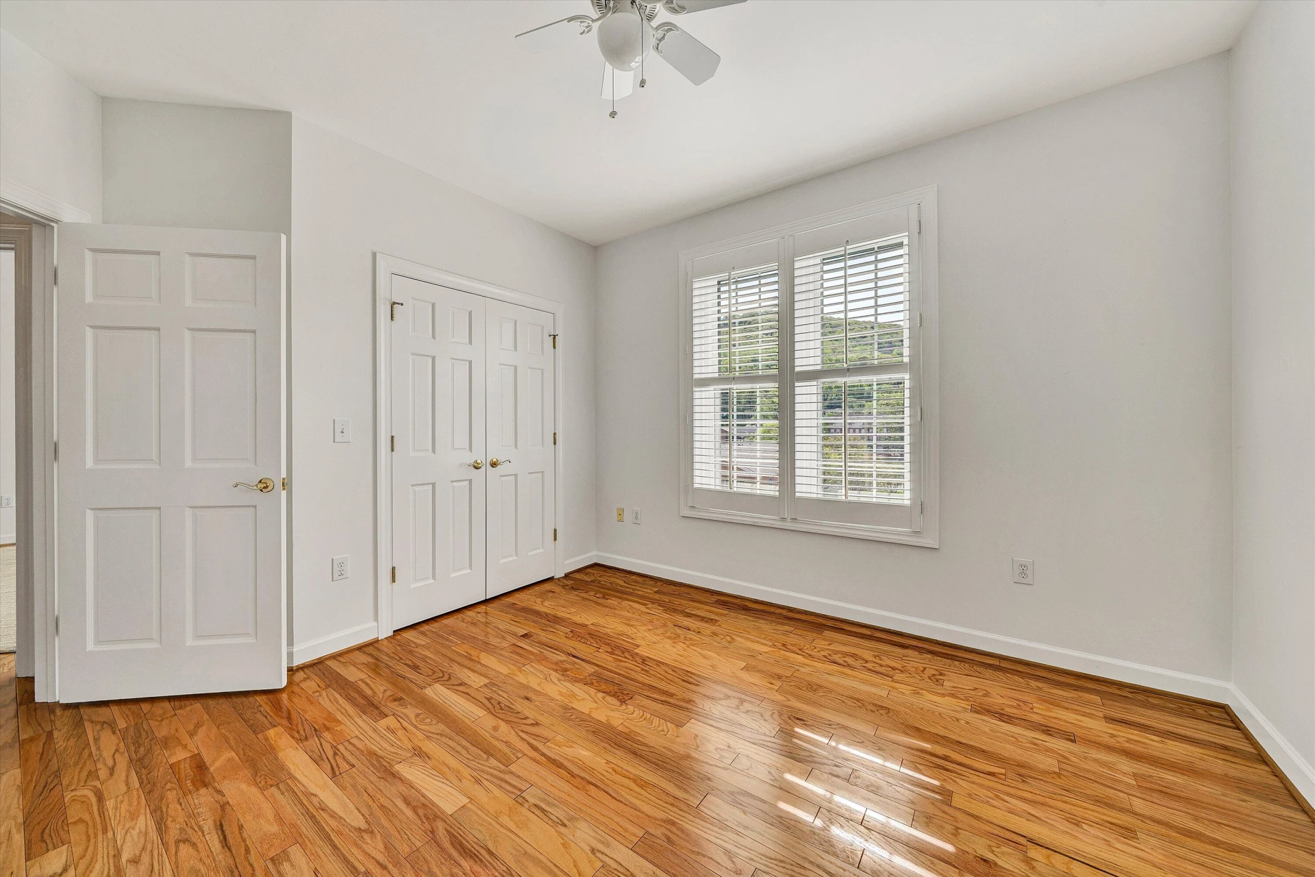 225 23Rd ST #205 - Photo 38