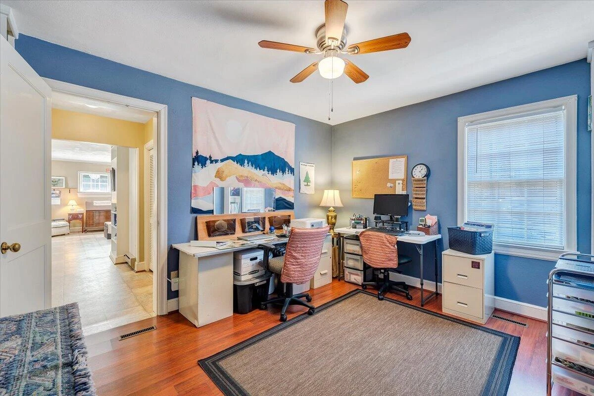 2630 Northview DR - Photo 26