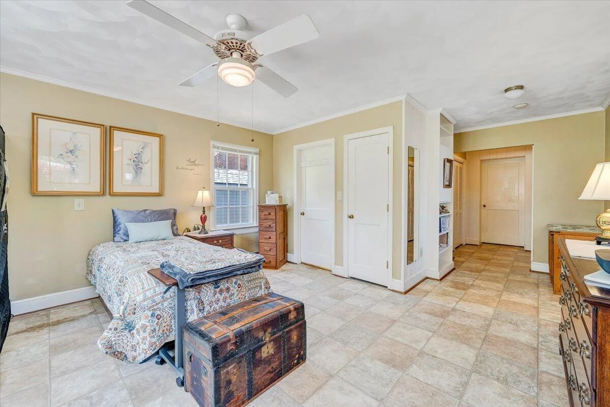 2630 Northview DR - Photo 31