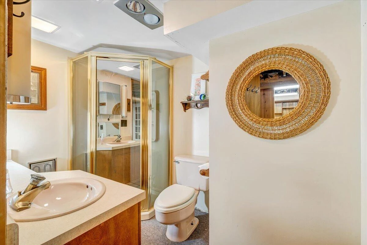 2630 Northview DR - Photo 40