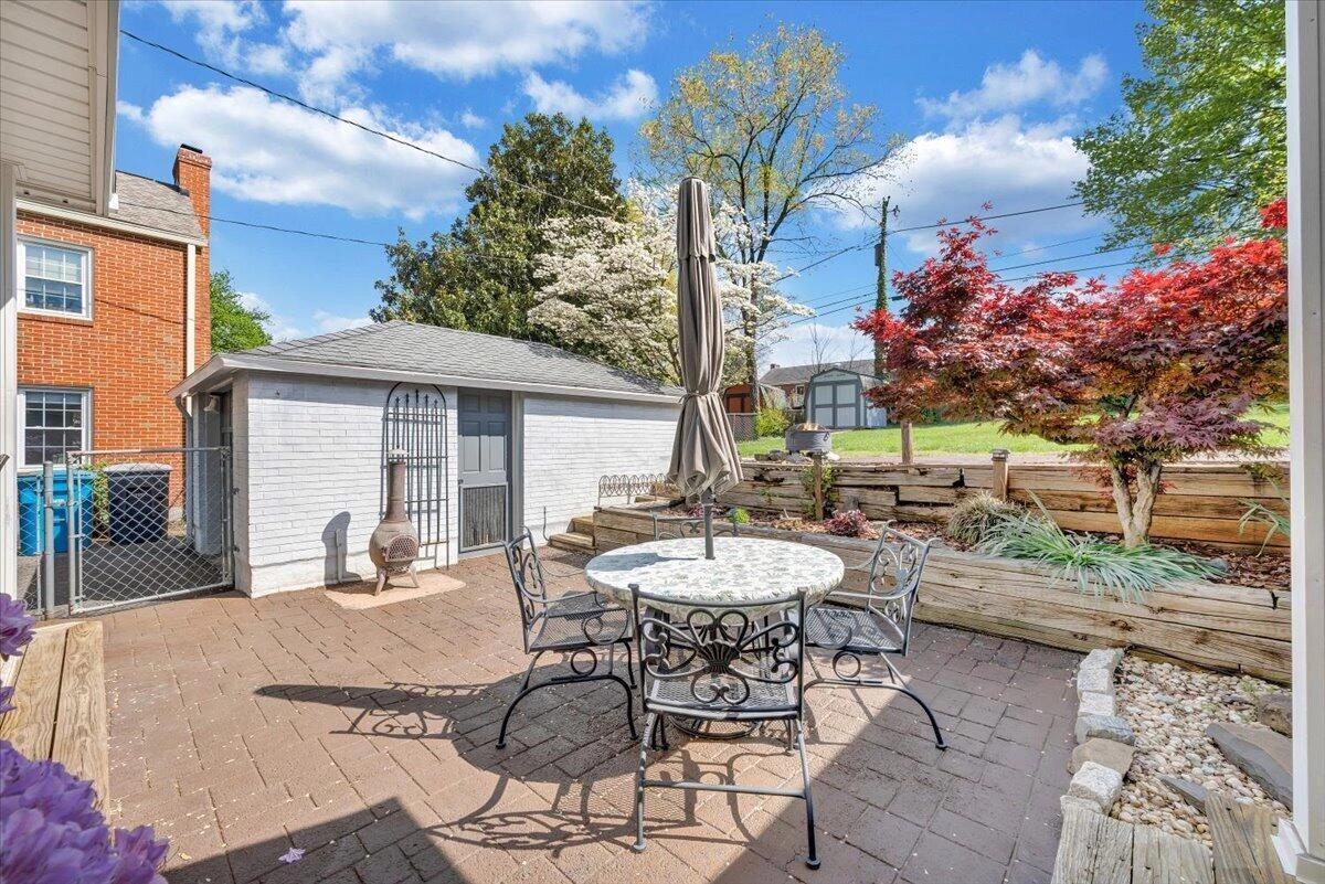 2630 Northview DR - Photo 51