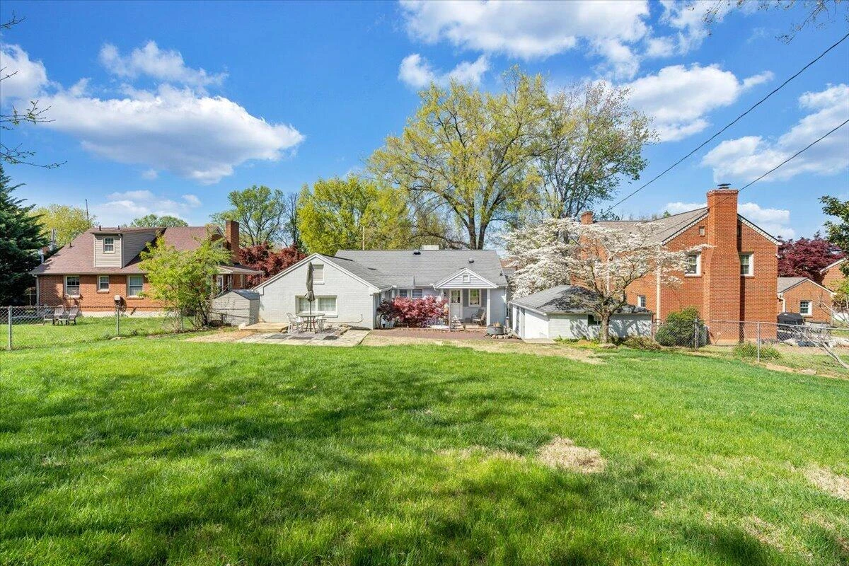 2630 Northview DR - Photo 60