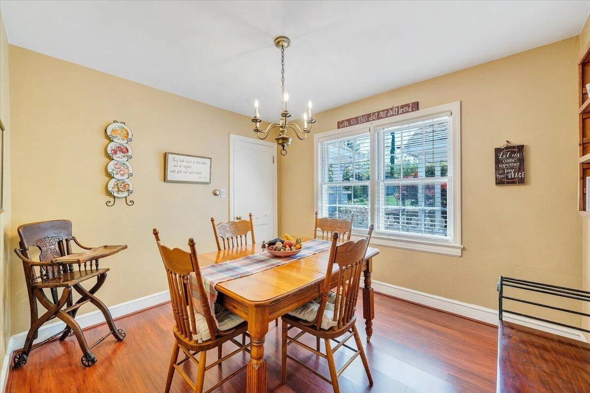 2630 Northview DR - Photo 11