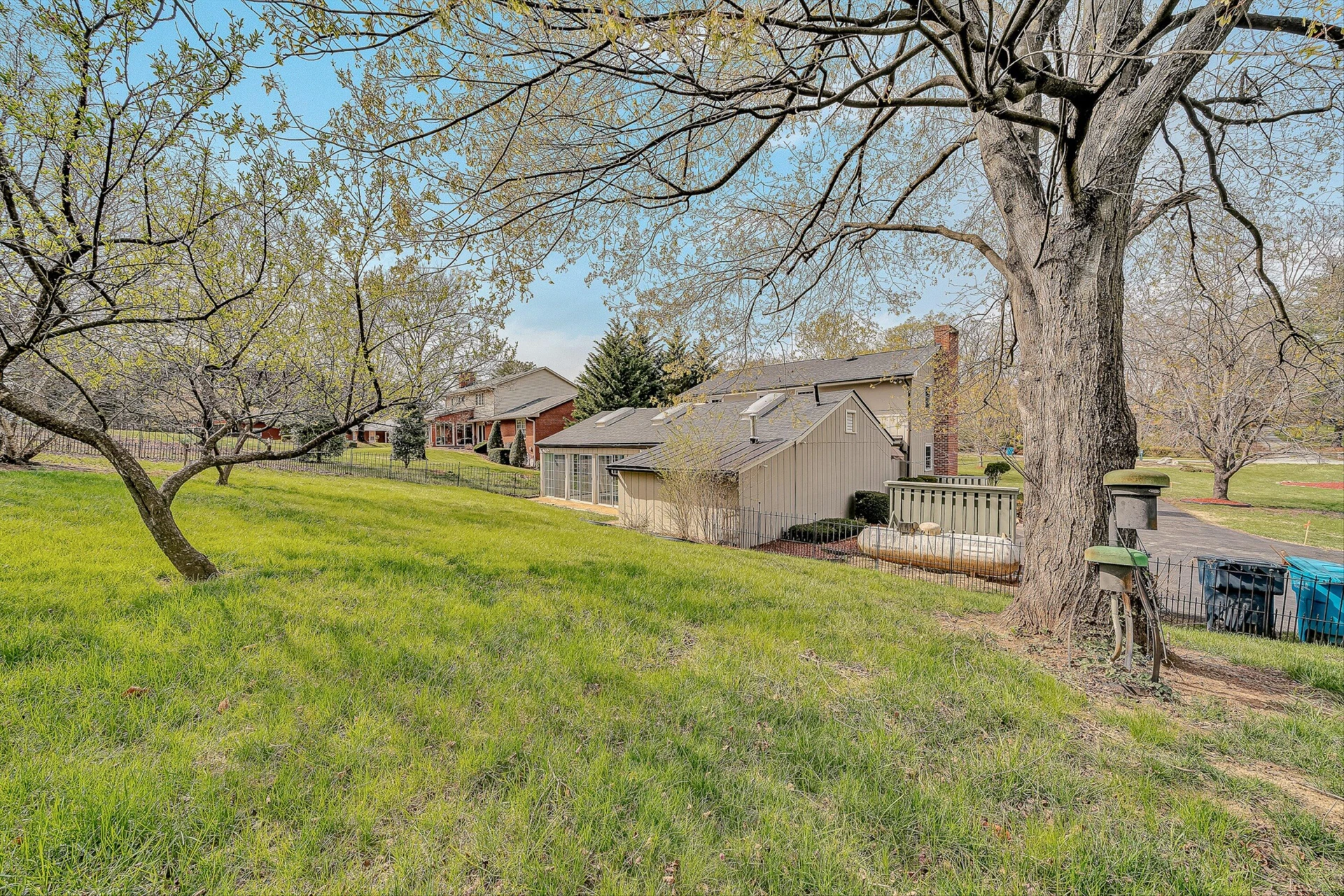 4118 Belle Aire CIR - Photo 44