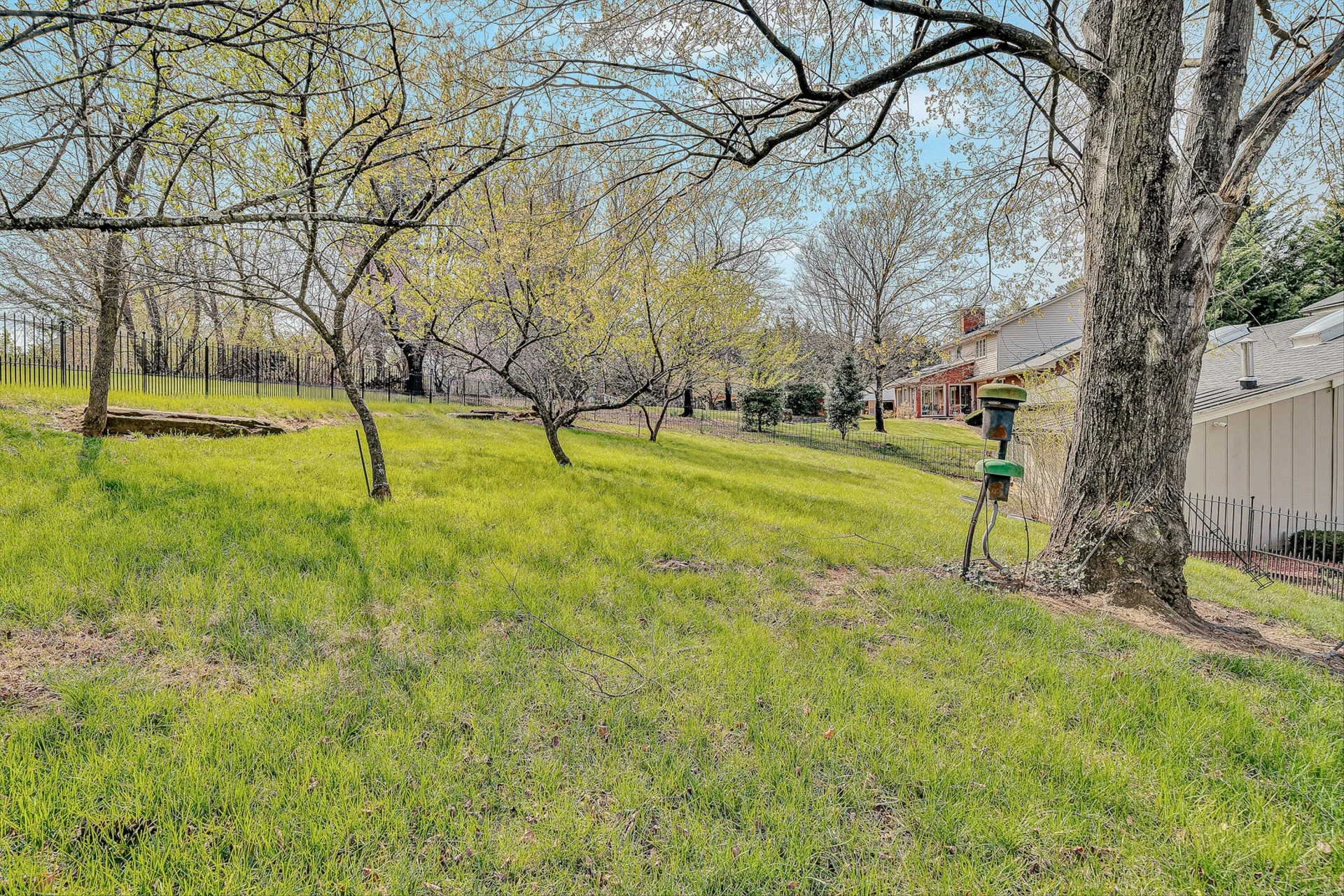 4118 Belle Aire CIR - Photo 46