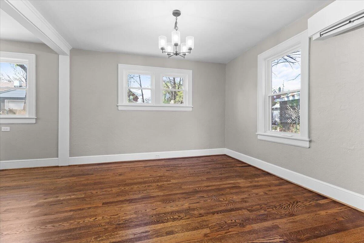 2508 10th ST - Photo 18