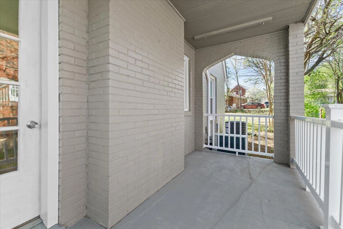 2508 10th ST - Photo 19
