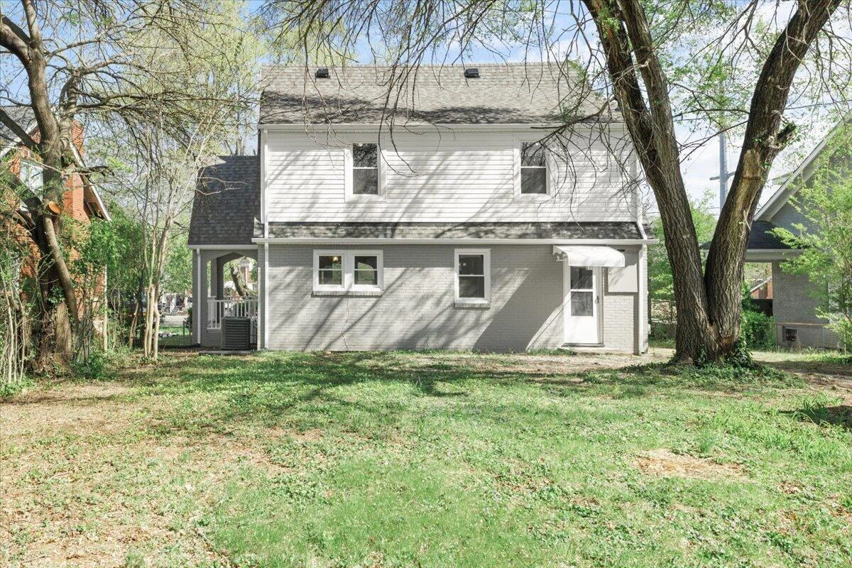 2508 10th ST - Photo 33