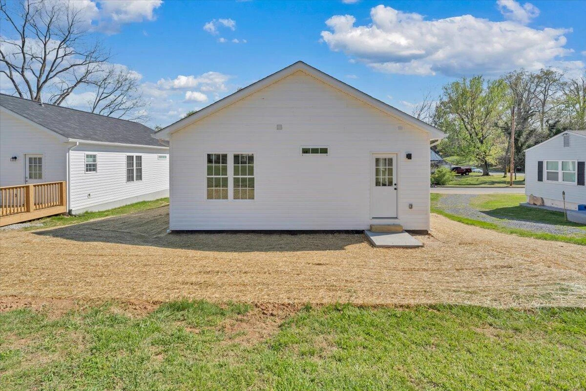 3531 Troutland AVE - Photo 30