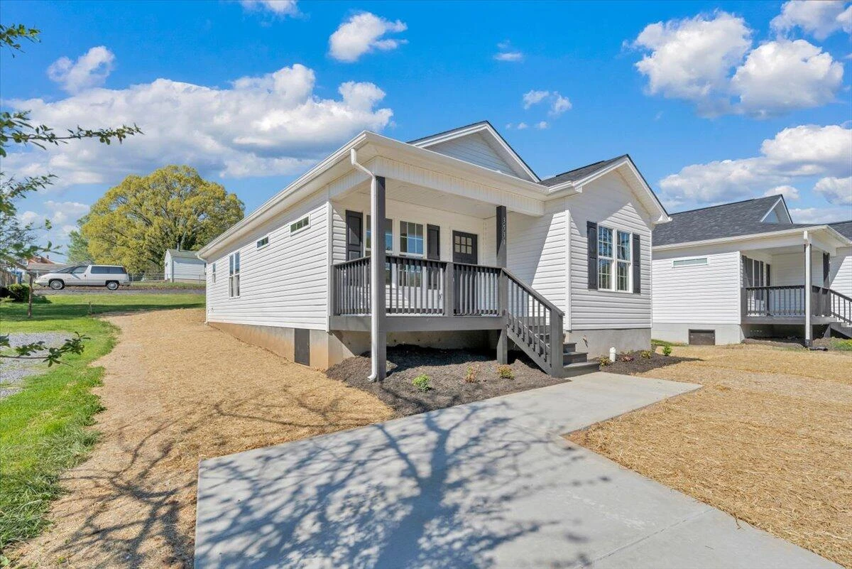 3531 Troutland AVE - Photo 32