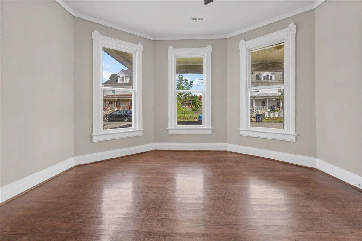 1426 Chapman AVE - Photo 11
