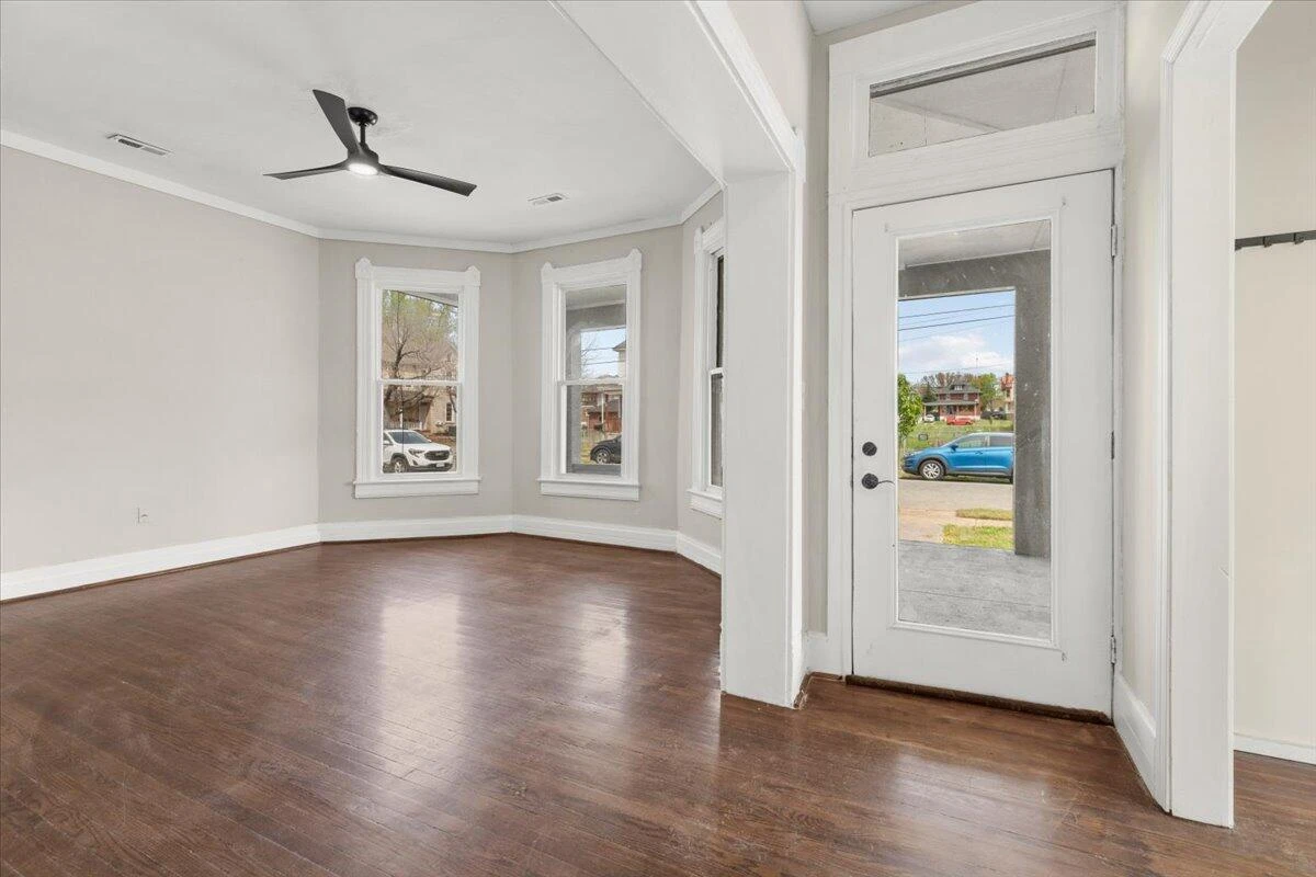 1426 Chapman AVE - Photo 7