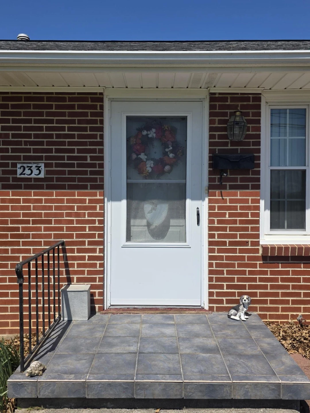 233 Carrollton AVE - Photo 2