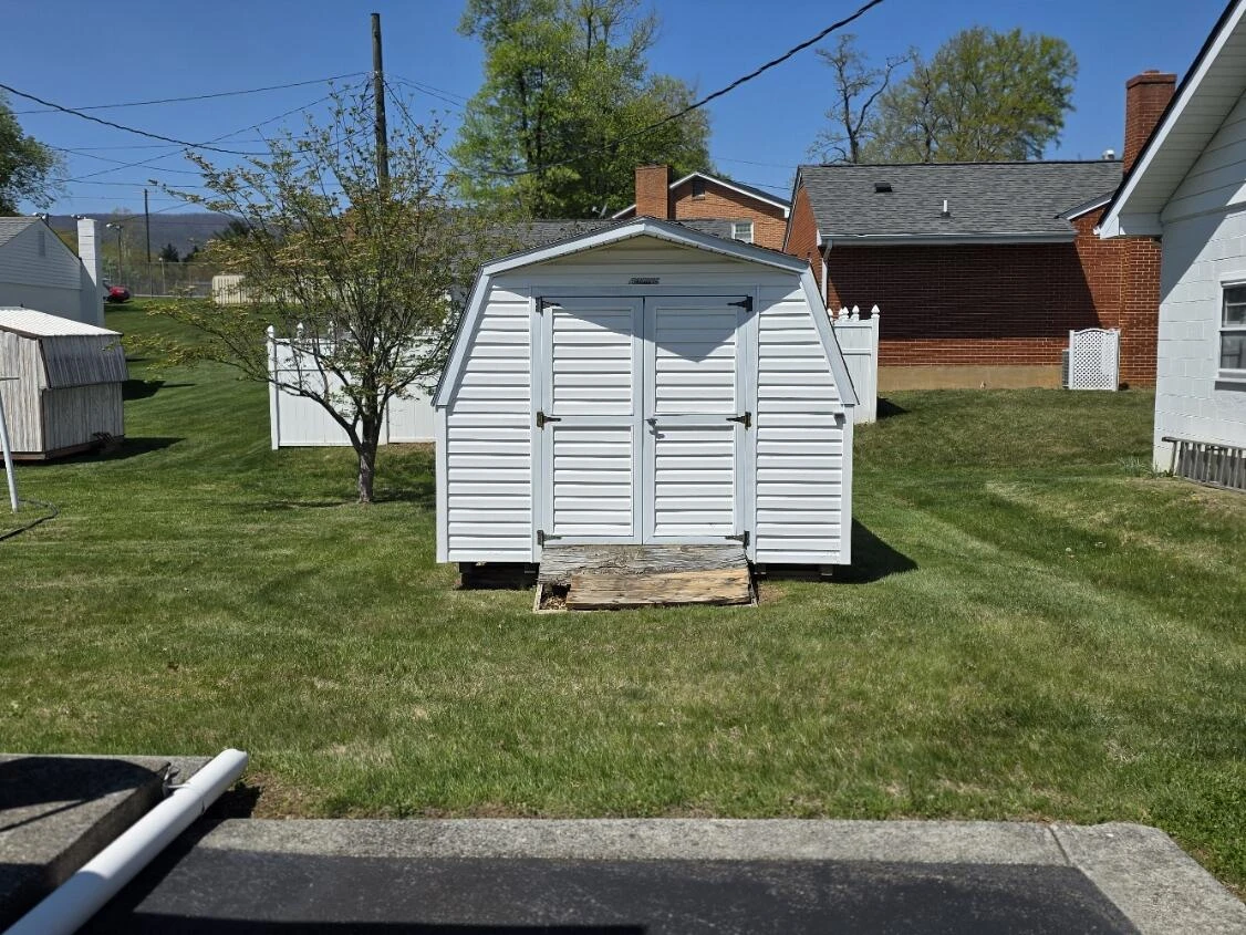 233 Carrollton AVE - Photo 23