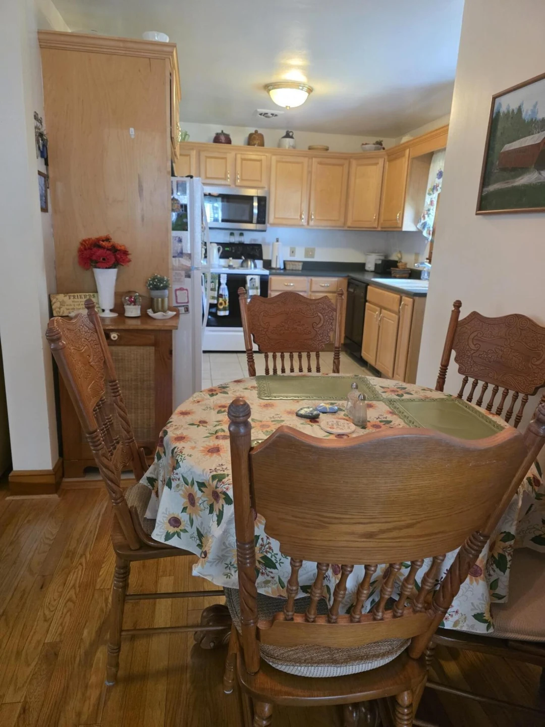 233 Carrollton AVE - Photo 5