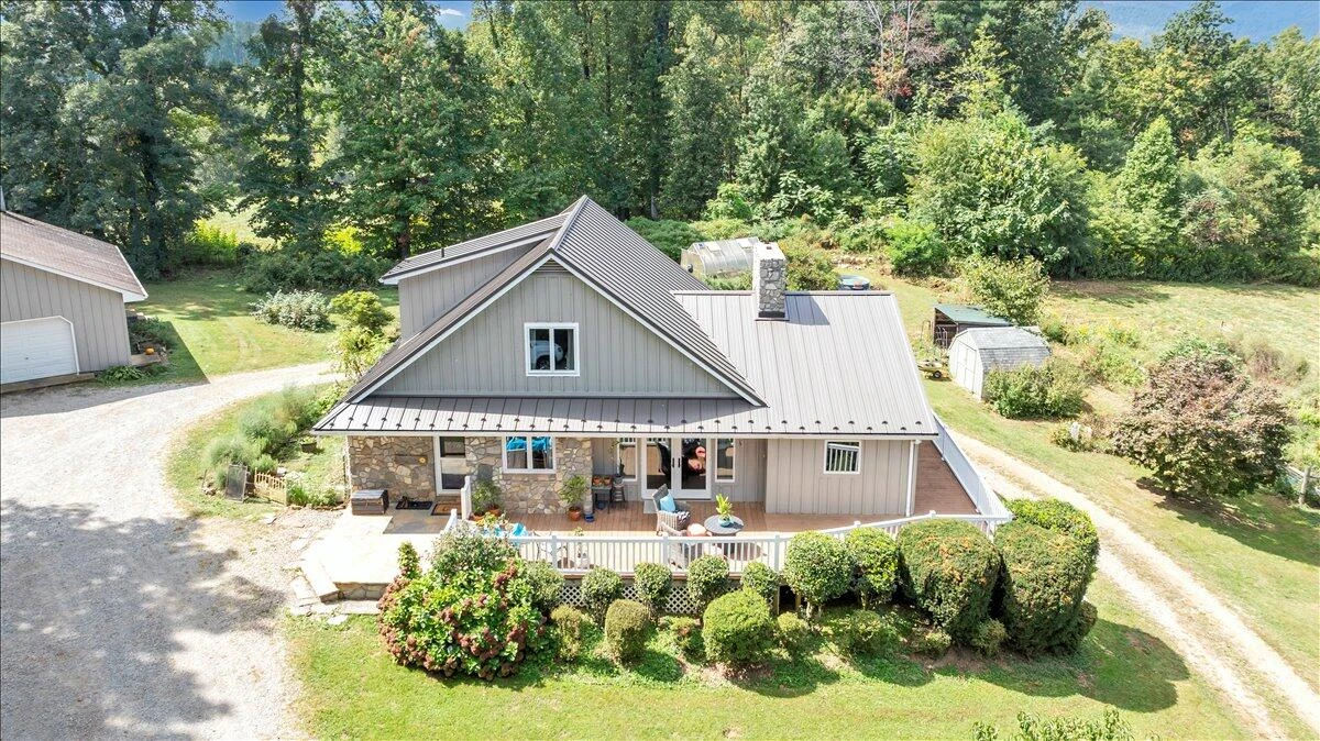 280 WOODWINDS RD - Photo 2