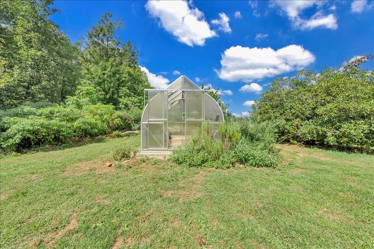 280 WOODWINDS RD - Photo 40