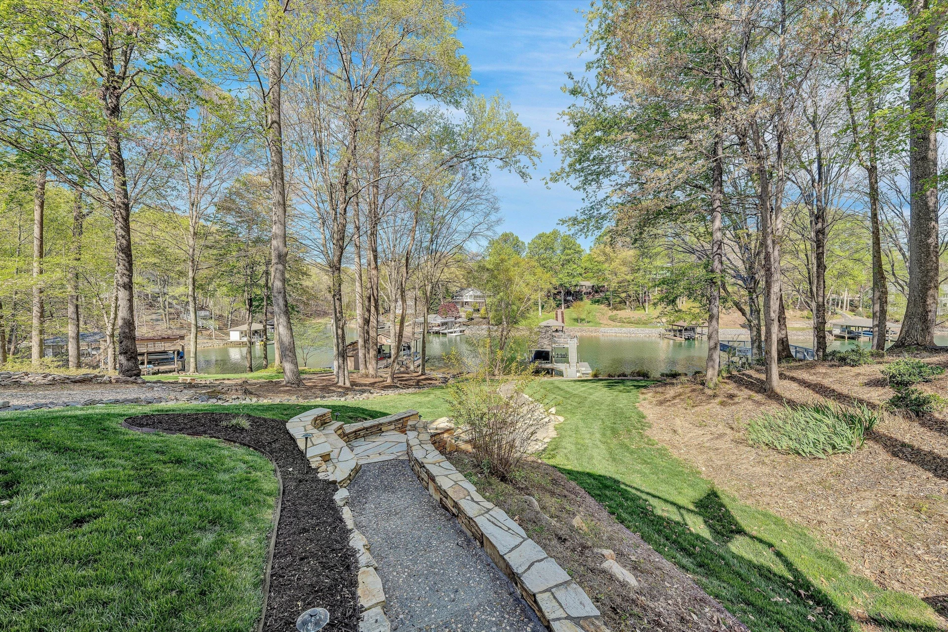 145 Channelview DR - Photo 15